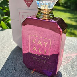 Sweet Diamond Pink Pepper | 25 - Kayali