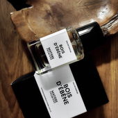 Das wachsame Holzauge dankt euch für eure lieben Kommentare 🤎 (by CharlAmbre)