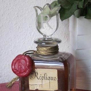 Réplique (Parfum) von Raphael Paris
