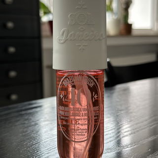 Cheirosa '40 von Sol de Janeiro