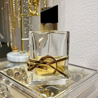 Libre (Eau de Parfum) by Yves Saint Laurent