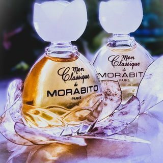 keine Revolte im Chypreland, aber ein Duft zum Wohlfühlen: grün atmend, divers- bis lila-floral und mit ausdauernder Ambra-Animalik 💚💜