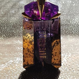 Alien Divine Ornamentation - Mugler