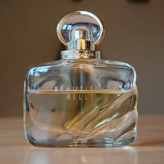 Beautiful Belle by Estēe Lauder