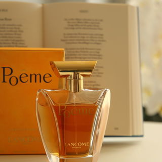 Poême (Eau de Parfum) by Lancôme