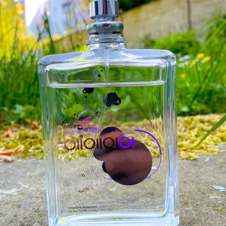 Molecule 01 von Escentric Molecules