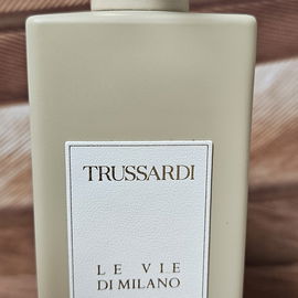 Le Vie di Milano - Limitless Shopping Via della Spiga - Trussardi