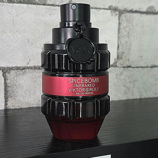 Throne Eclipse - Maison Asrar