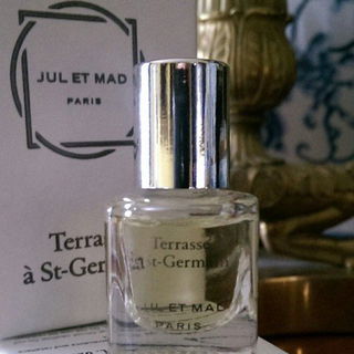 Terrasse à St-Germain von Jul et Mad
