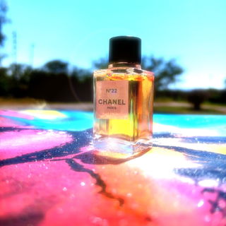 N°22 (Eau de Parfum) by Chanel