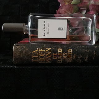 Datura noir (Eau de Parfum) von Serge Lutens