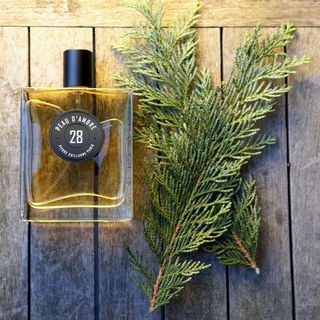 28 Peau d'Ambre von Pierre Guillaume
