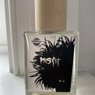 Misfit (Eau de Parfum) by Sucreabeille