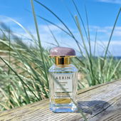 ***Im Hintergrund das Meer: Roses Ausflug an die See war von Entspannung und Labsal geprägt. Vielen lieben Dank fürs 