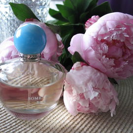 Something Blue - Oscar de la Renta