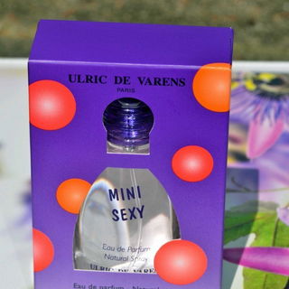 Mini Sexy by Ulric de Varens