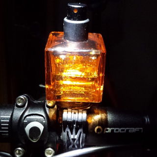 Zwar keine Glocke, kein Tacho oder Licht     --------   dafür Duft  ;-)