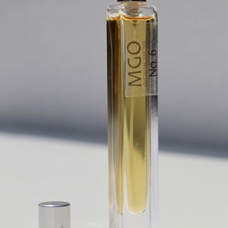 No. 6 (Extrait de Parfum) by Duftanker MGO Duftmanufaktur
