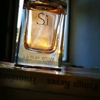 Sì (Eau de Parfum) von Giorgio Armani