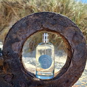 ***Pudrig-saubere Baumwollfrische mit einem hintergründigen Mandelstaub - macht sich gut an nordischen Küsten. 🤩 Herzlichen Dank fürs Vorbeischauen 🌞😎*** (by Zimtschnecke)