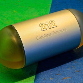212 - Carolina Herrera
