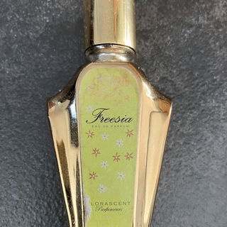 Les Petites Fleurs - Freesia von Florascent