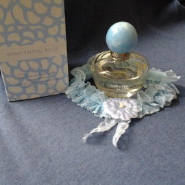 Something Blue - Oscar de la Renta