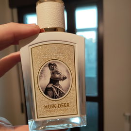 Musk Deer Limited Edition - Zoologist