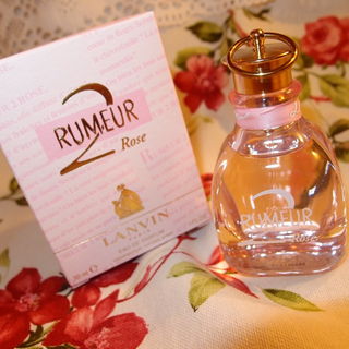 Rumeur 2 Rose von Lanvin