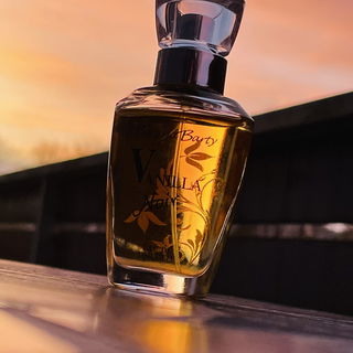 Vanilla Noir - Bettina Barty