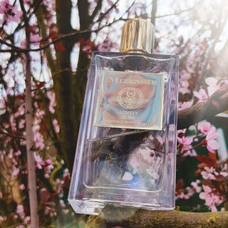 Lovely Alba von Mizensir