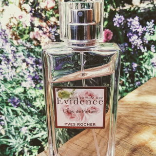 Comme une Evidence L'Eau de Parfum von Yves Rocher