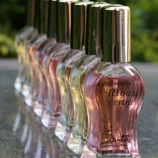 in meinem Garten aufgenommen :-)