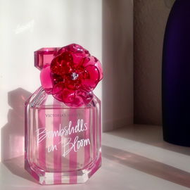 Victoria's Secret - Bombshells In Bloom . 05|2017