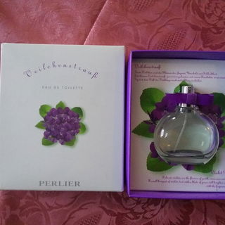 Bouquet de Violettes / Veilchenstrauß / Violet Bouquet by Perlier