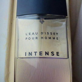L'Eau d'Issey pour Homme Intense - Issey Miyake