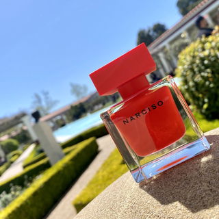 Narciso (Eau de Parfum Rouge) by Narciso Rodriguez