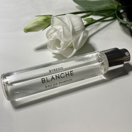 Blanche (Eau de Parfum) - Byredo