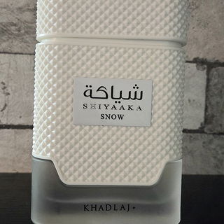 Shiyaaka Snow / شياكة Snow von Khadlaj
