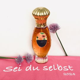 Unterlage: T-Shirt vom Frauenlauf gegen Brustkrebs 💜