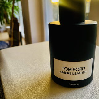 Ombré Leather Parfum von Tom Ford