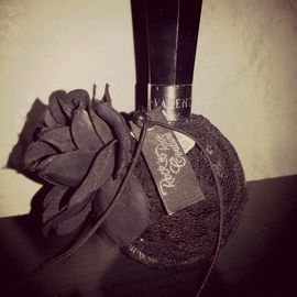 Rock 'n Rose Couture - Valentino
