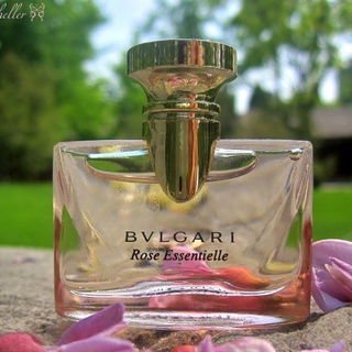 Rose Essentielle (Eau de Parfum) by Bvlgari
