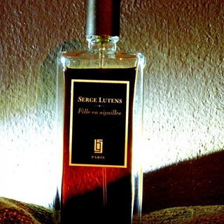 Fille en aiguilles by Serge Lutens