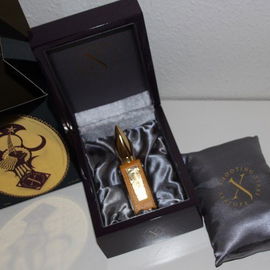 Interlude Black Iris - Amouage