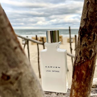 Das Meer ruft, doch er verweilt im... Danke für Euren Besuch und Eure lieben Kommentare. Liebe Grüße 🙏🥰🤍🌊