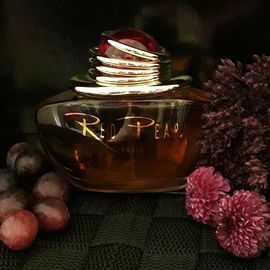 Red Pearl Intense:)  Nein, eigentlich nur eine etwas glamourösere Aufnahme von meinem Herbstcheapie...