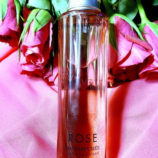 Rose Eau Parfumée Souffle Euphorisant von L'Occitane en Provence