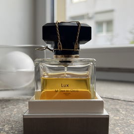 Lux by Maison Mona di Orio