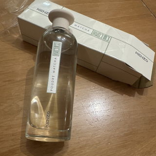 Poudre Matcha von Kenzo